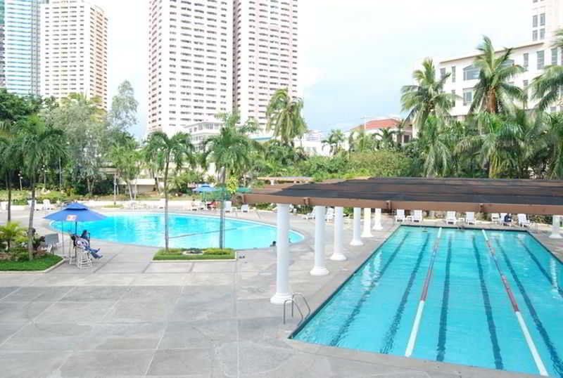 Hotel Century Park 4*
