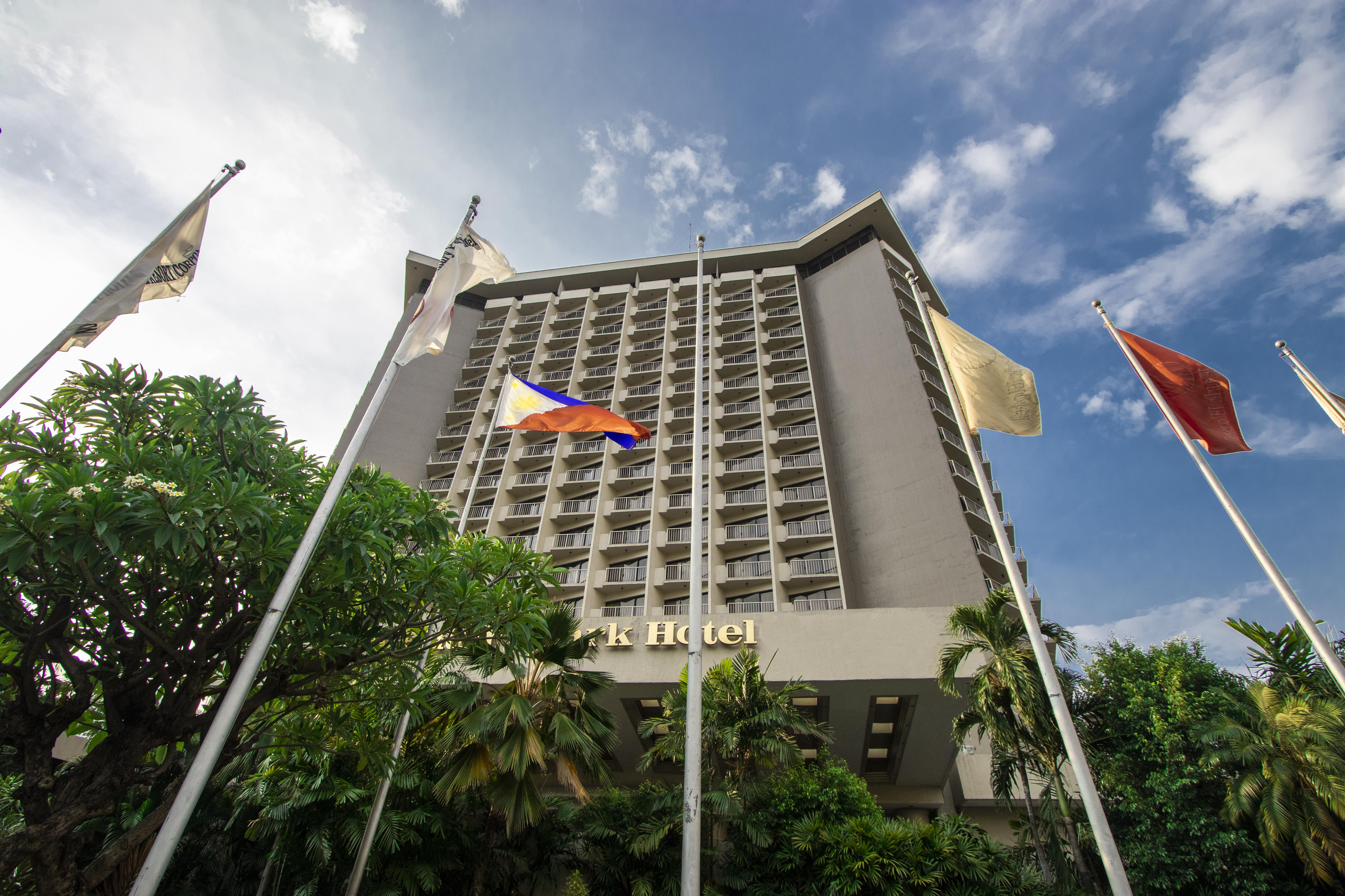 Hotel Century Park